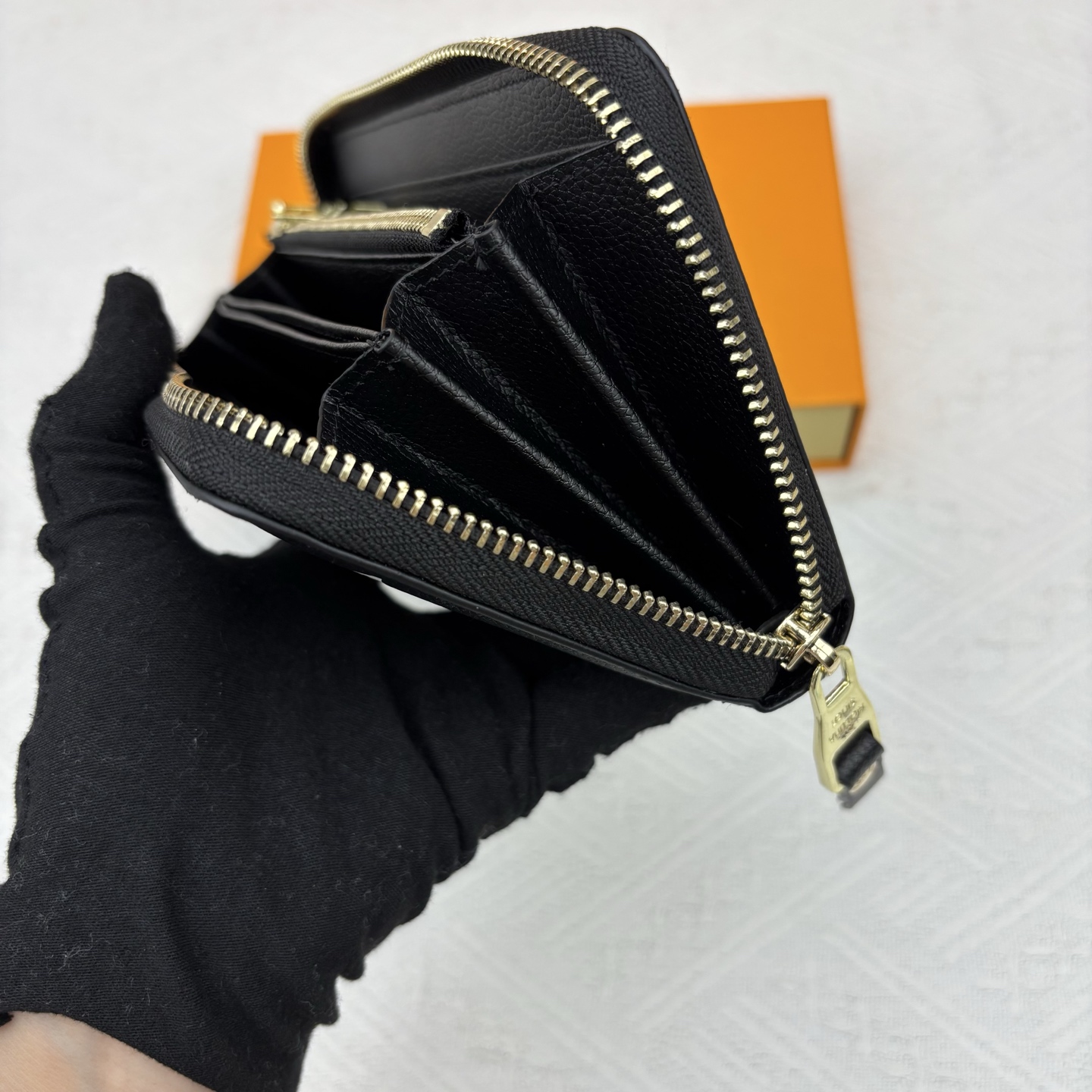 ルイ ヴィトン ( Louis Vuitton)  Crafty 長 財布 10x19.5cm