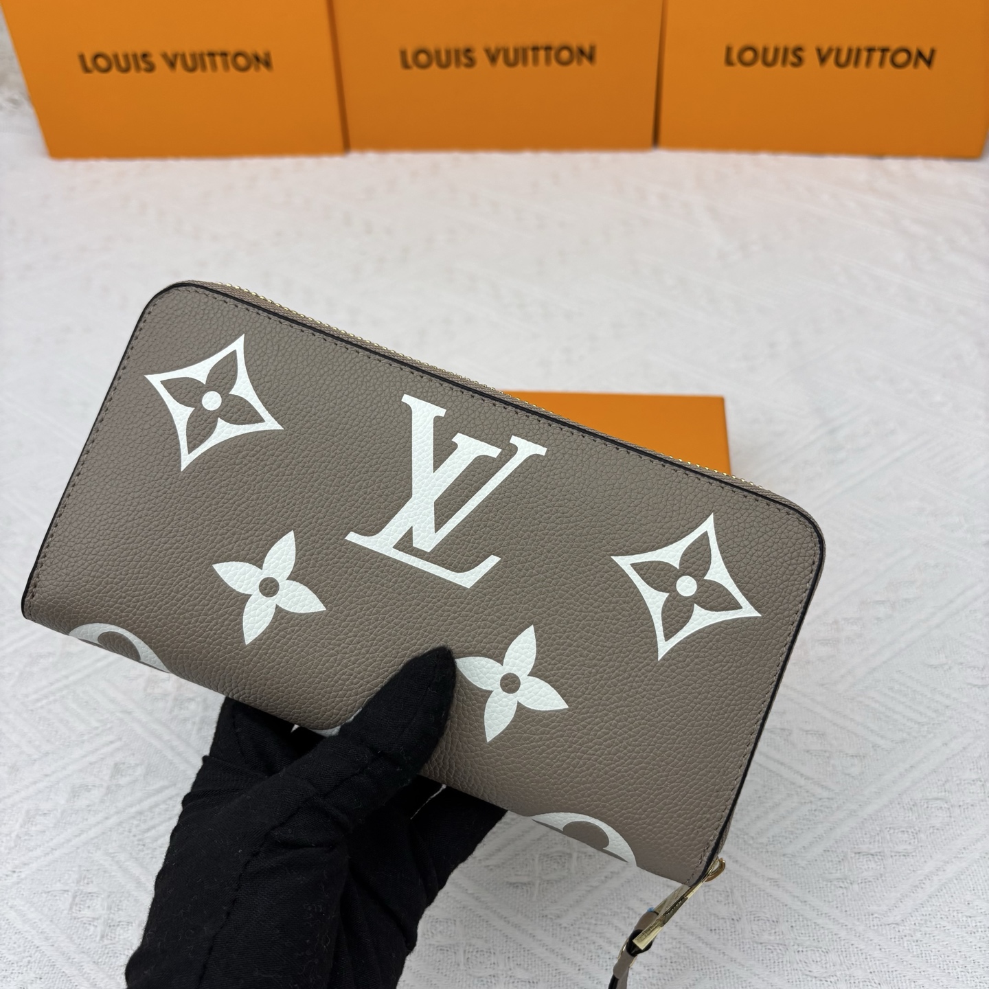 ルイ ヴィトン ( Louis Vuitton)  Crafty 長 財布 10x19.5cm