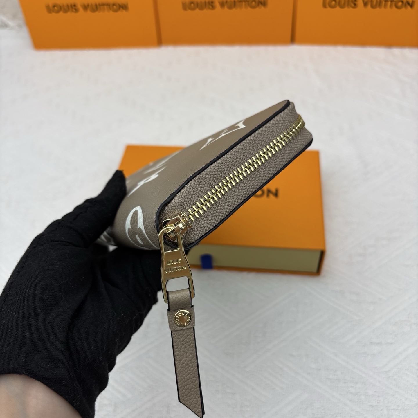 ルイ ヴィトン ( Louis Vuitton)  Crafty 長 財布 10x19.5cm