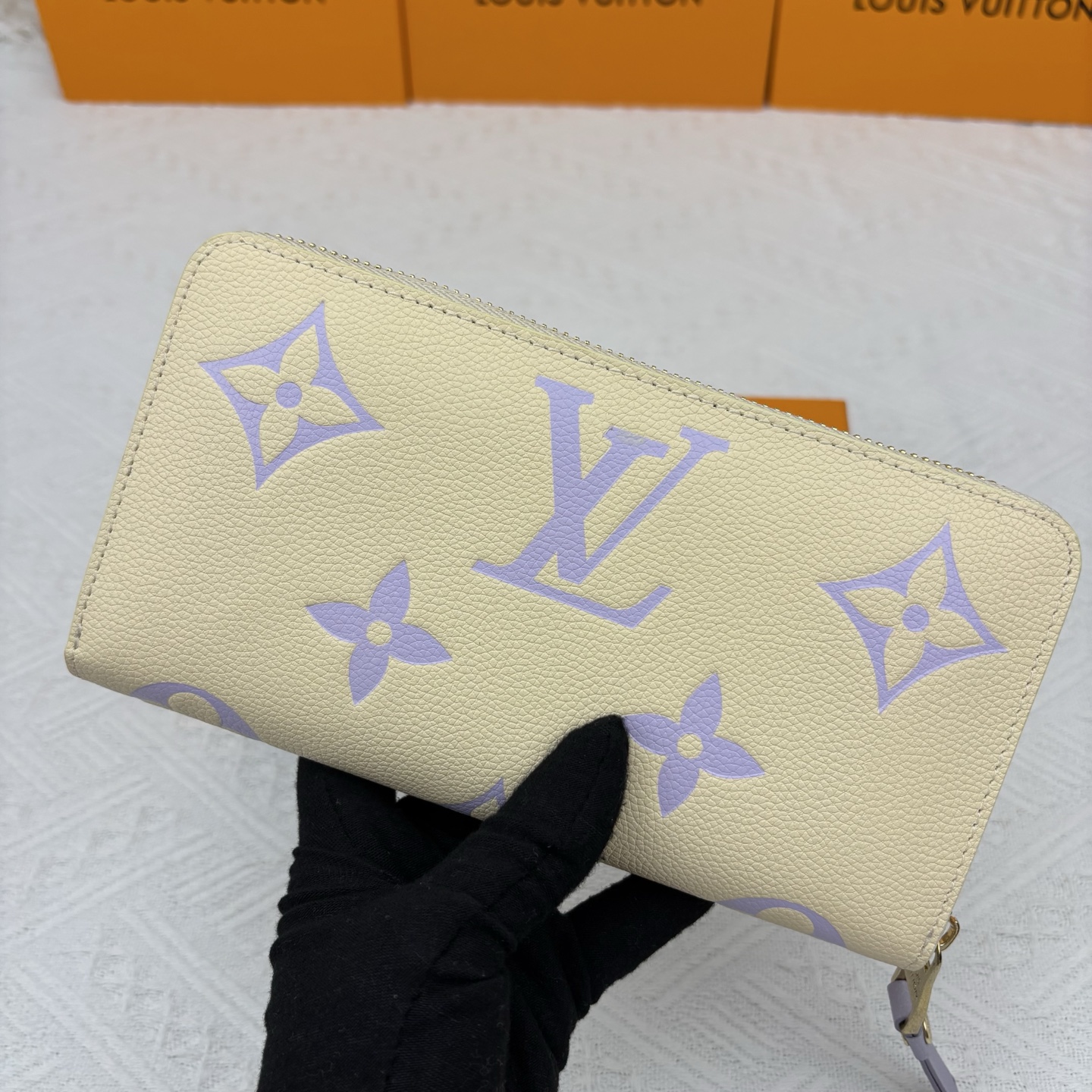 ルイ ヴィトン ( Louis Vuitton)  Crafty 長 財布 10x19.5cm