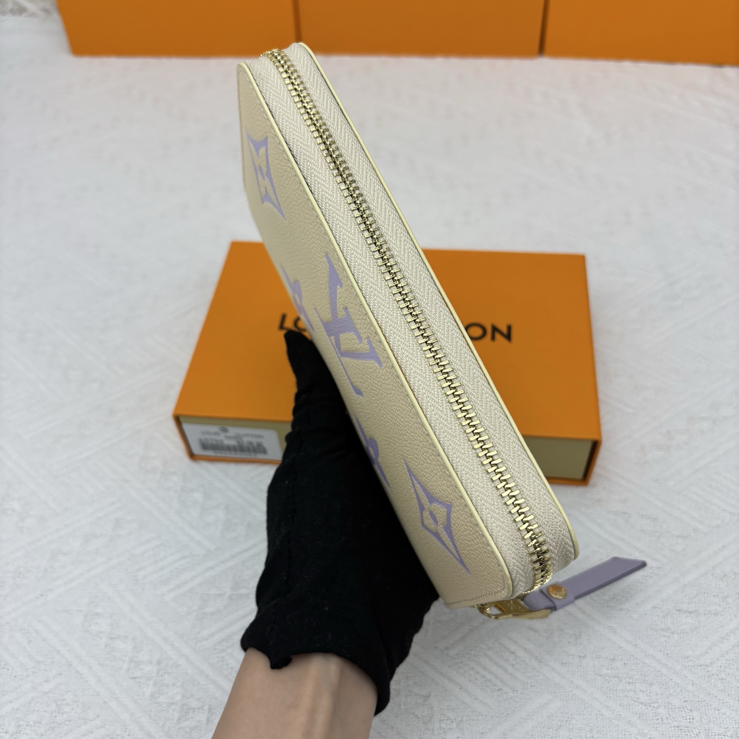 ルイ ヴィトン ( Louis Vuitton)  Crafty 長 財布 10x19.5cm