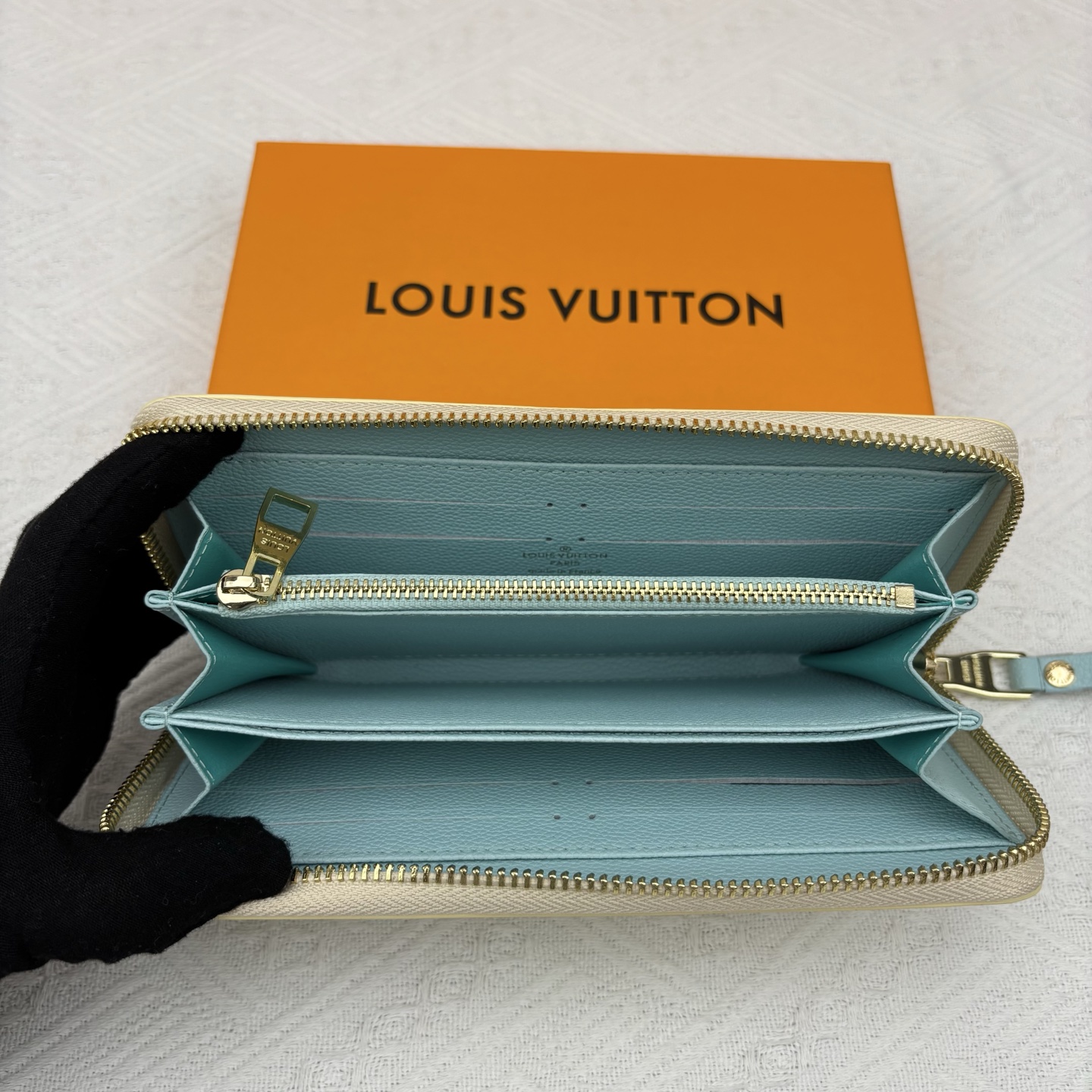 ルイ ヴィトン ( Louis Vuitton)  Crafty 長 財布 10x19.5cm