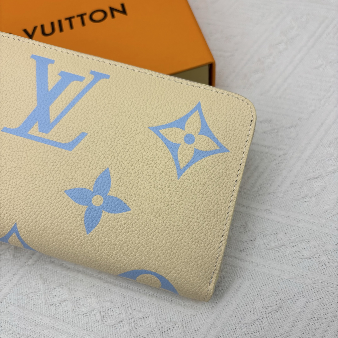 ルイ ヴィトン ( Louis Vuitton)  Crafty 長 財布 10x19.5cm