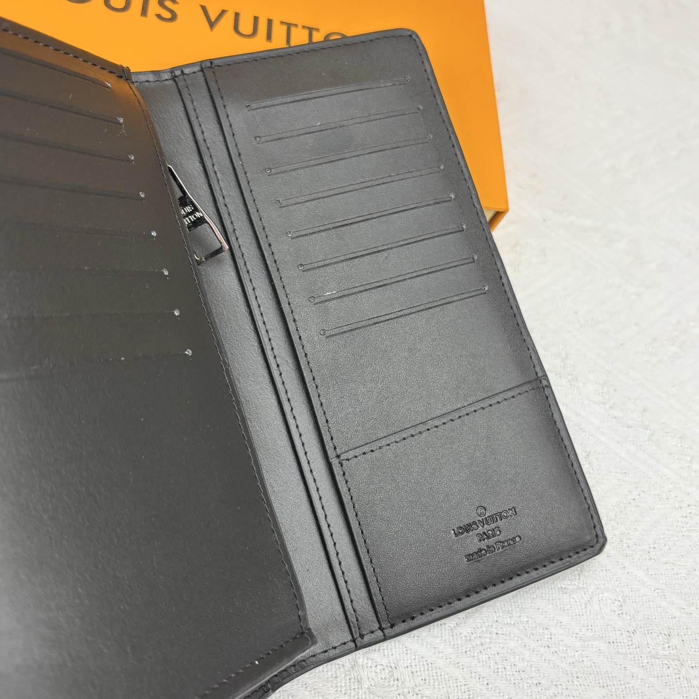 ルイ ヴィトン ( Louis Vuitton)  長 財布 黒 10x19cm