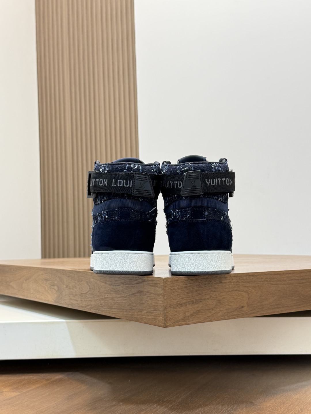 ルイ・ヴィトン(Louis Vuitton) スニーカー メンズ