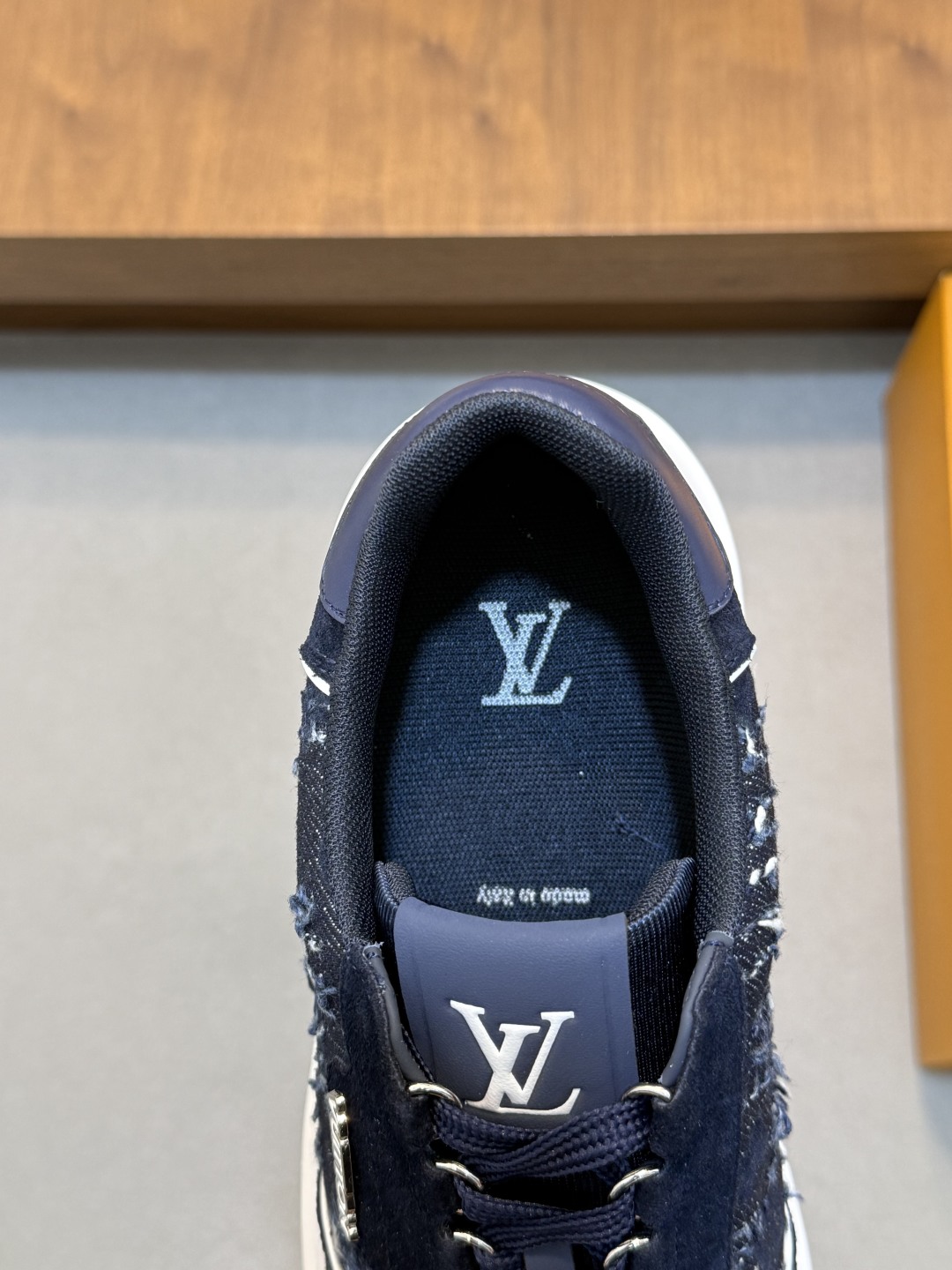 ルイ・ヴィトン(Louis Vuitton) スニーカー メンズ
