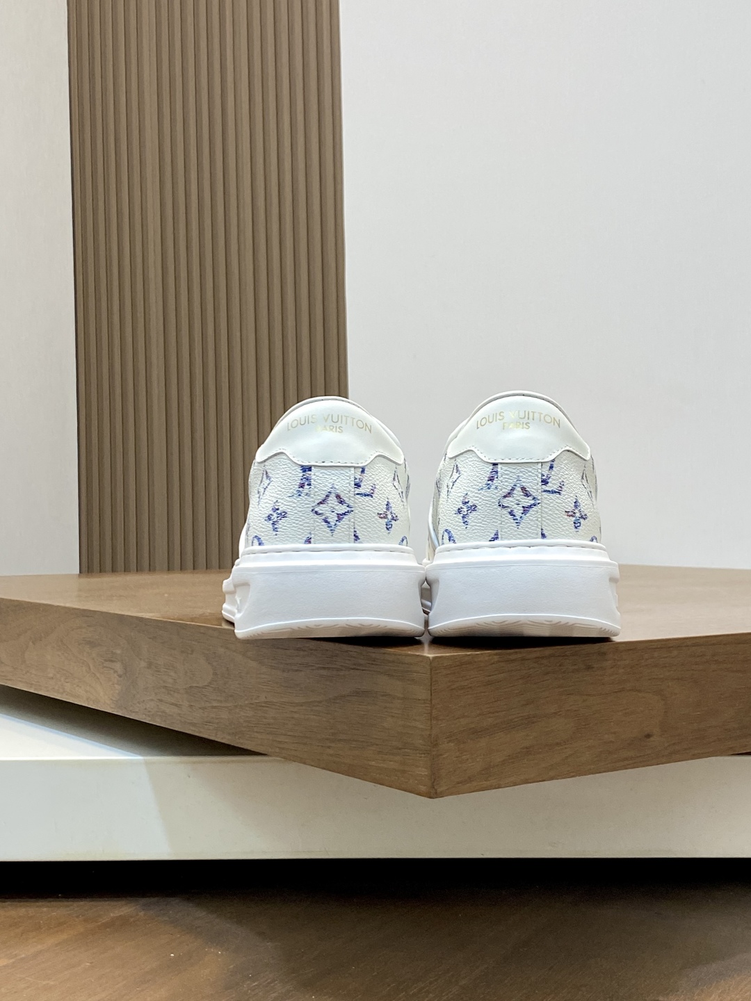 ルイ・ヴィトン(Louis Vuitton) スニーカー メンズ