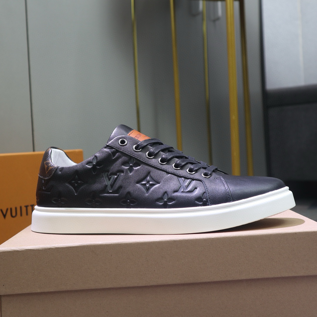 ルイ・ヴィトン(Louis Vuitton) スニーカー メンズ