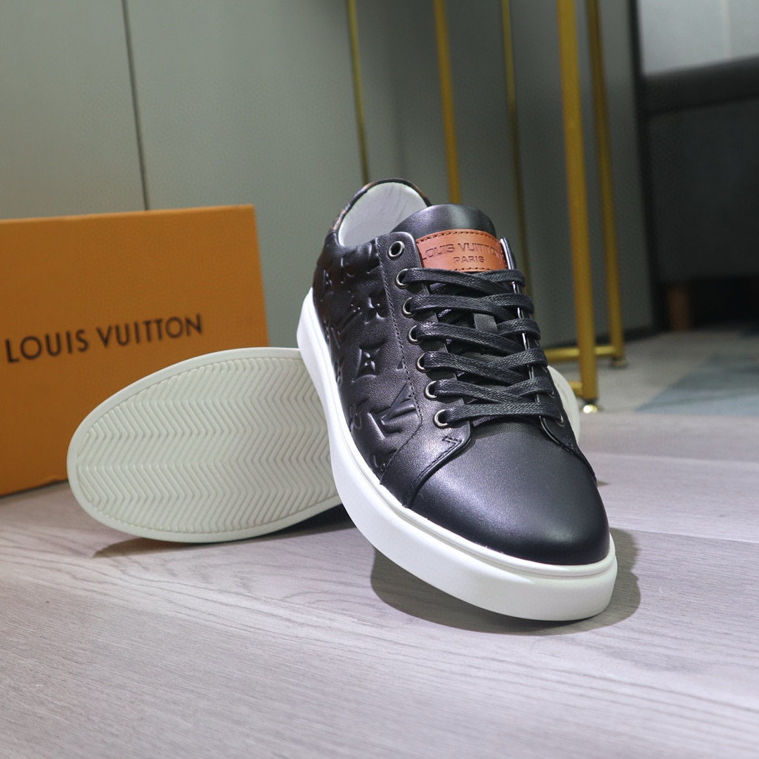 ルイ・ヴィトン(Louis Vuitton) スニーカー メンズ