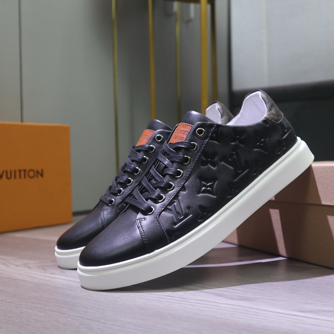 ルイ・ヴィトン(Louis Vuitton) スニーカー メンズ