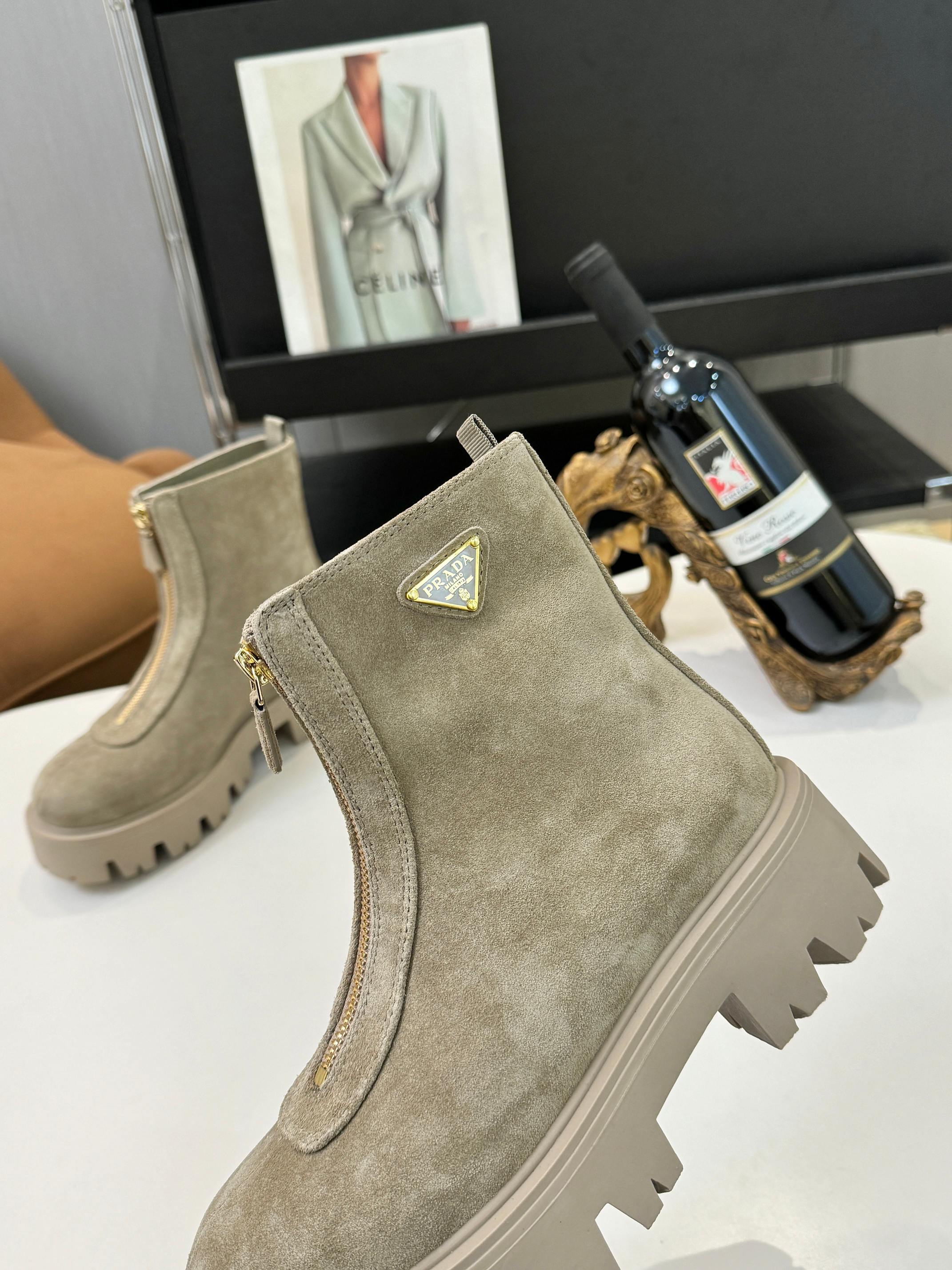 プラダ ( Prada)  レディース 靴  レザー