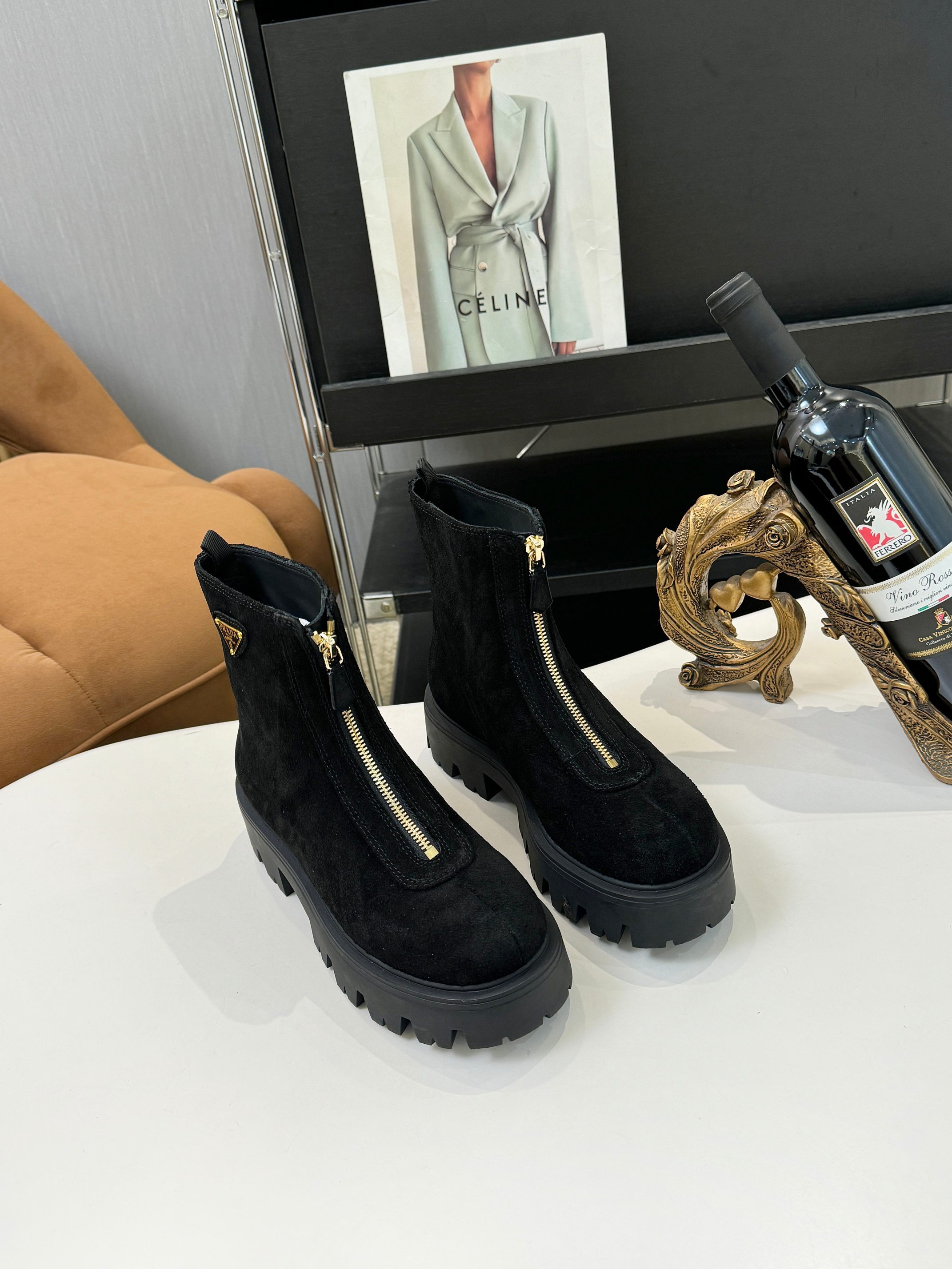 プラダ ( Prada)  レディース 靴  レザー