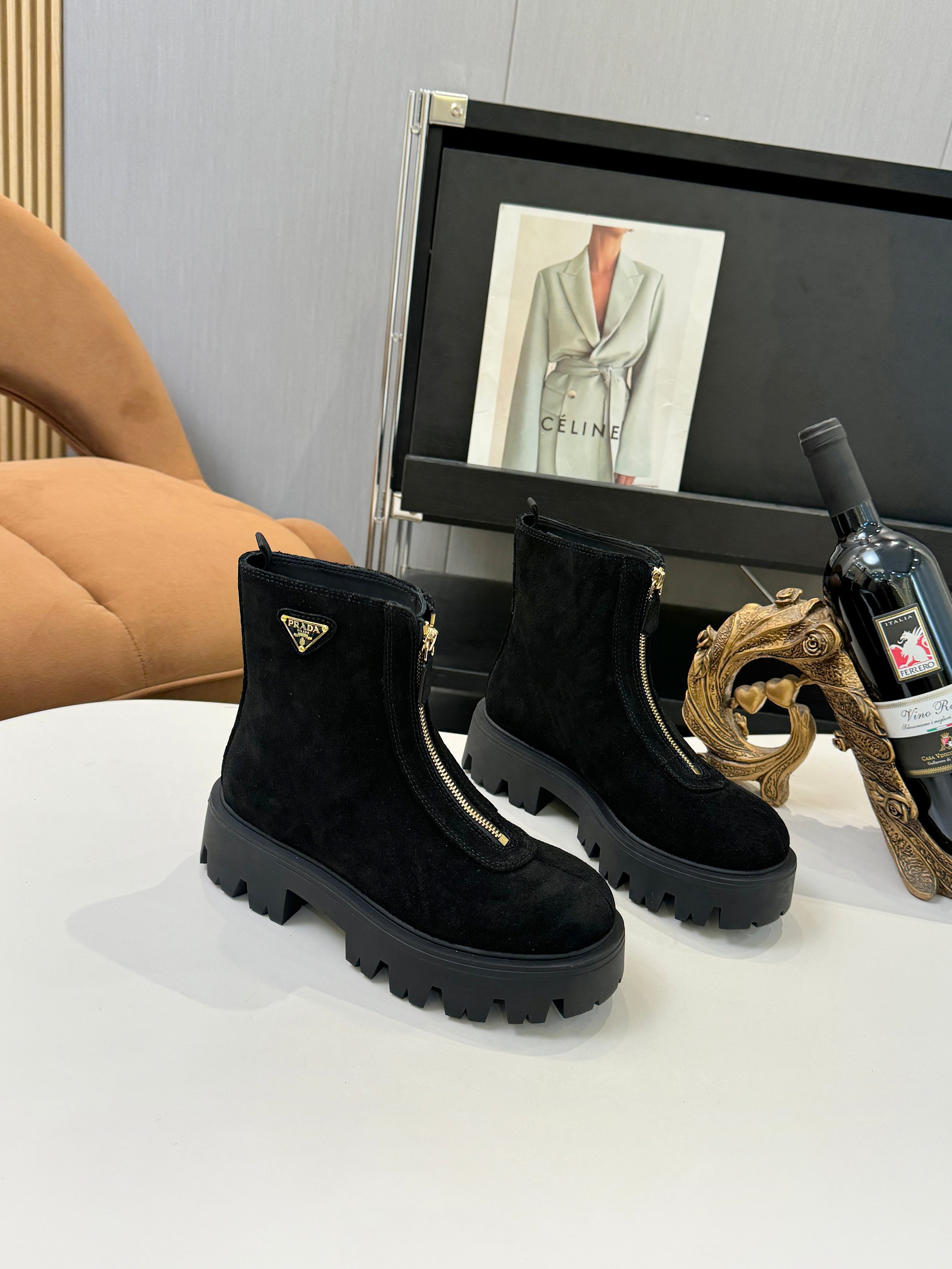 プラダ ( Prada)  レディース 靴  レザー
