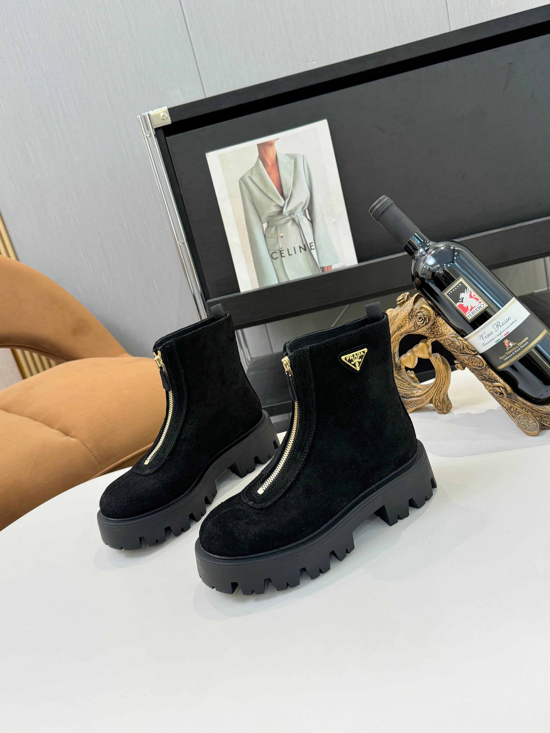 プラダ ( Prada)  レディース 靴  レザー
