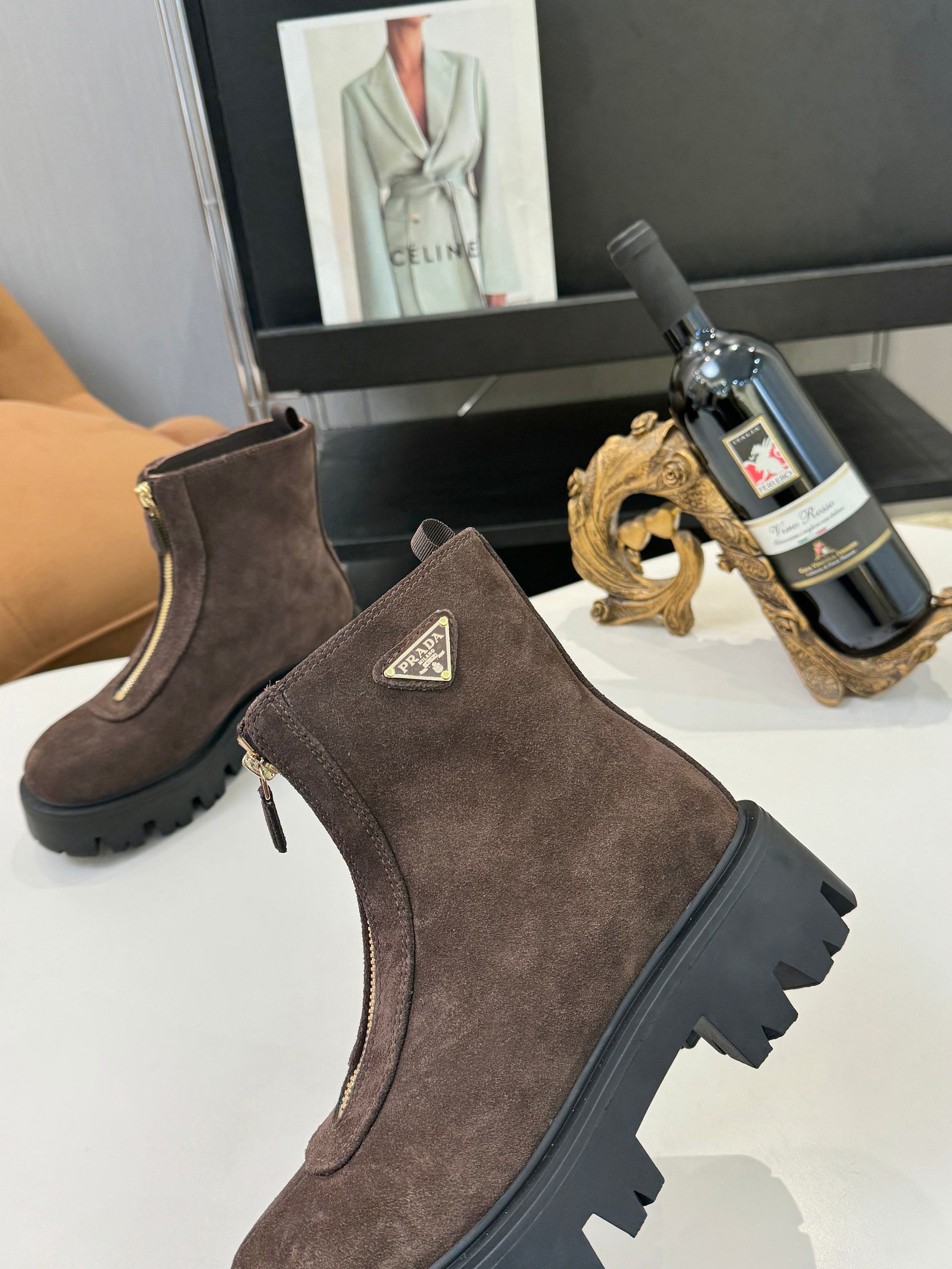 プラダ ( Prada)  レディース 靴  レザー