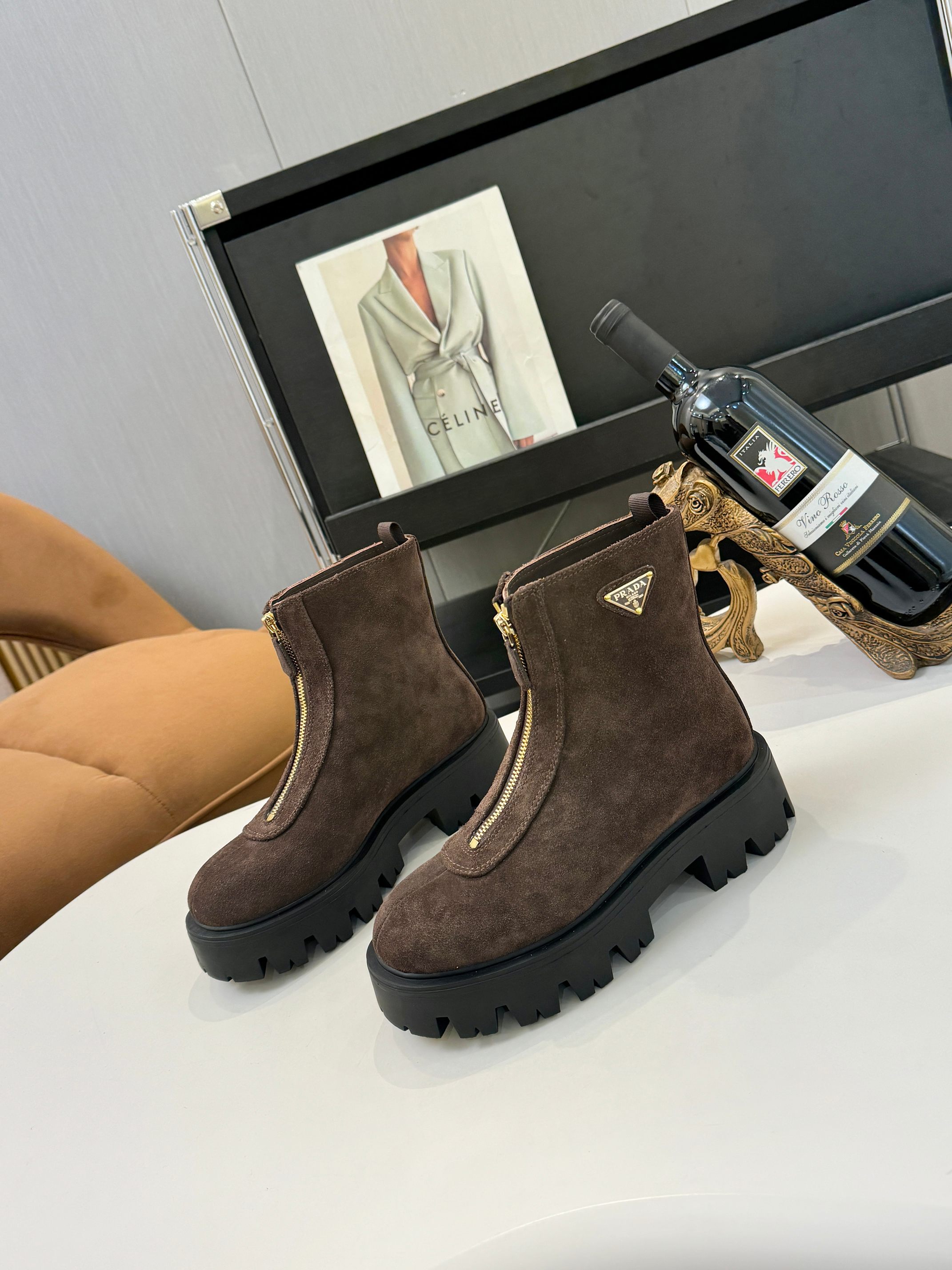プラダ ( Prada)  レディース 靴  レザー