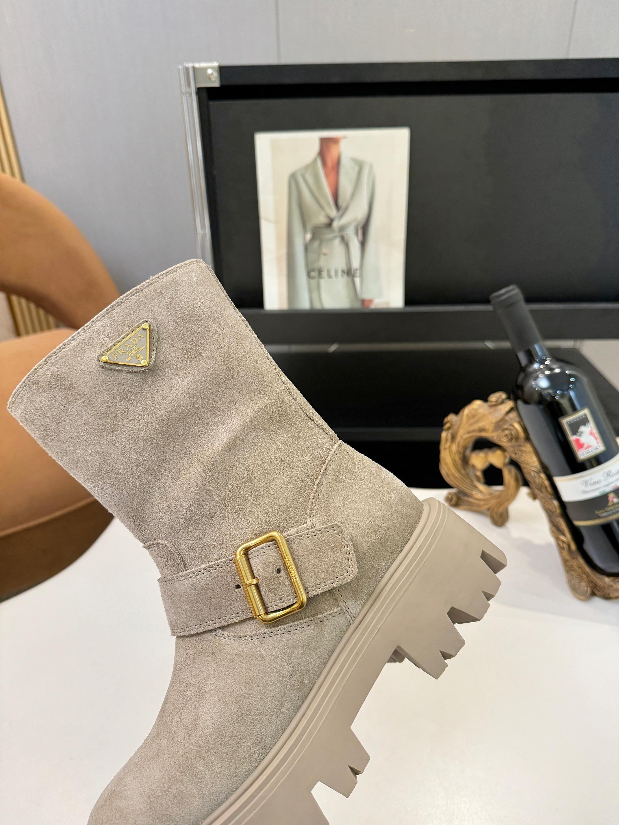 プラダ ( Prada)  レディース 靴  レザー