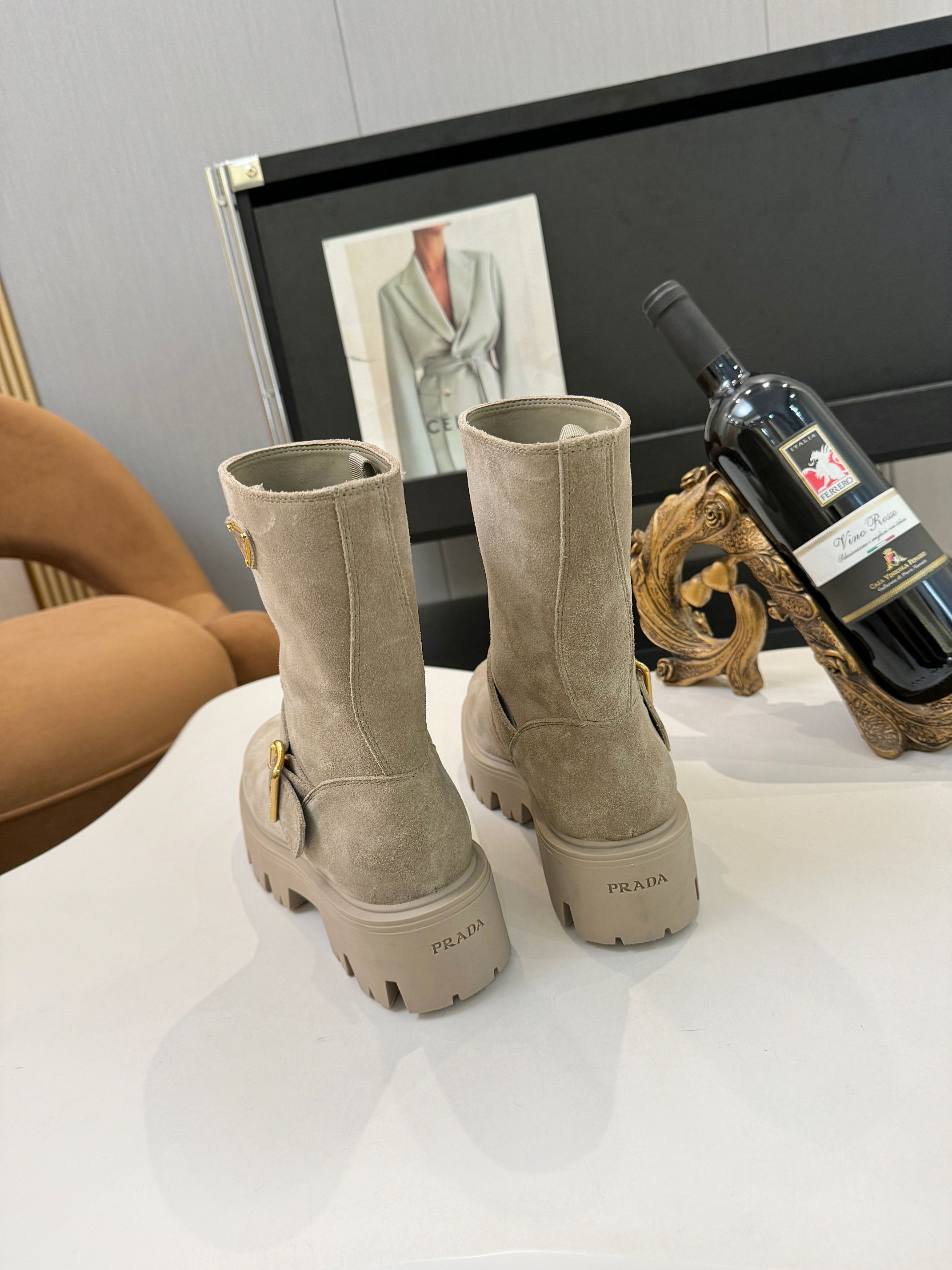 プラダ ( Prada)  レディース 靴  レザー