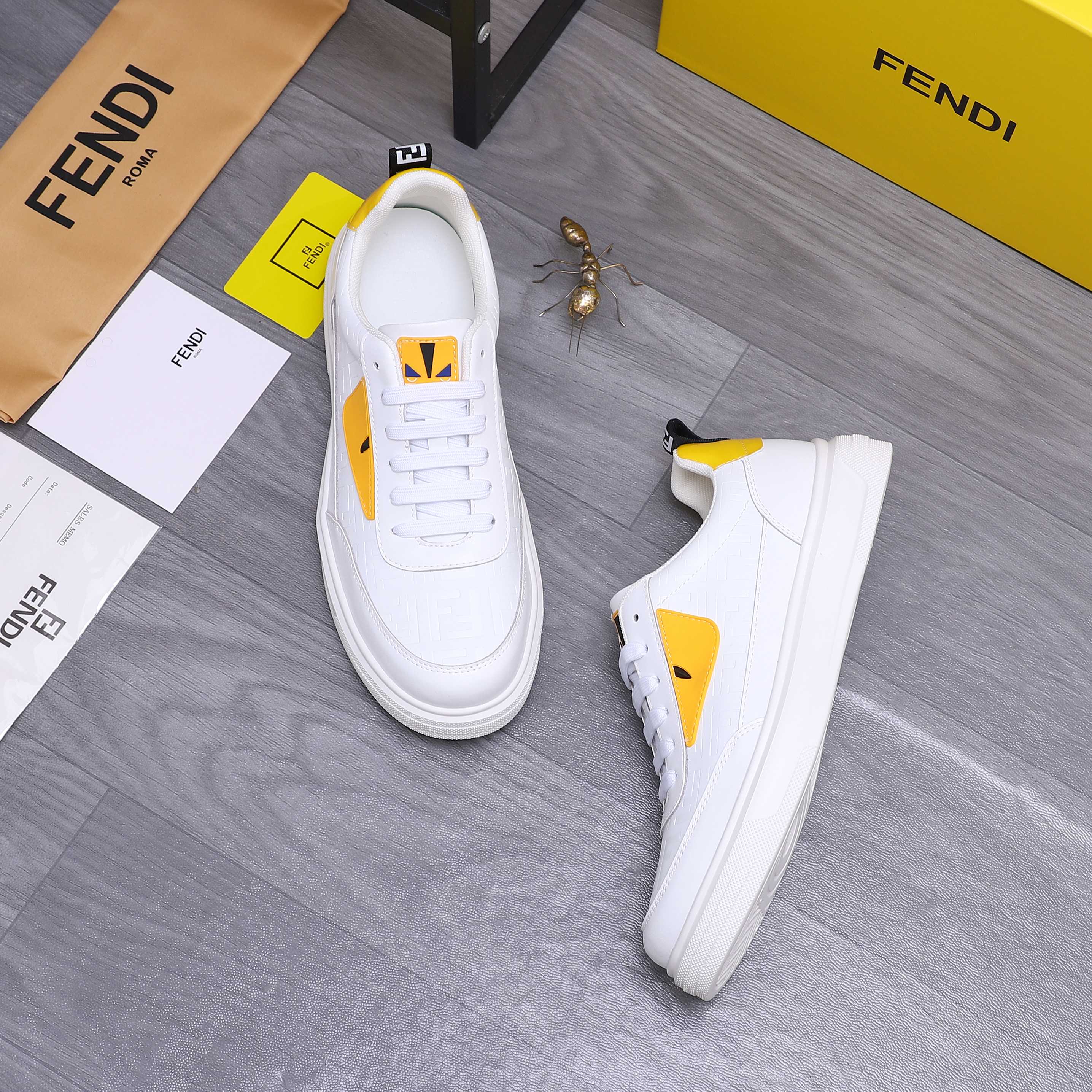 Fendi スニーカー メンズ