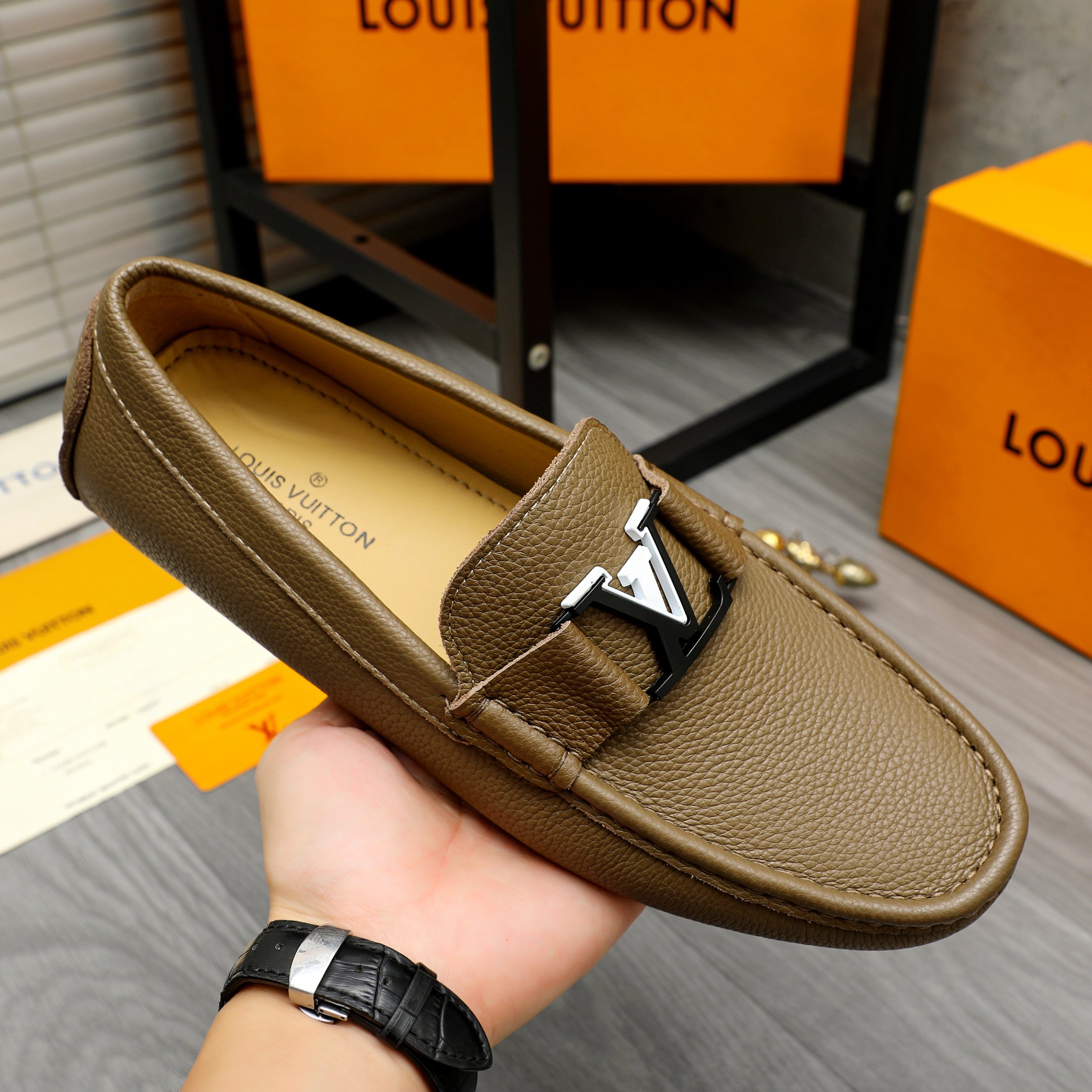 ルイ ヴィトン ( Louis Vuitton) 革靴  メンズ