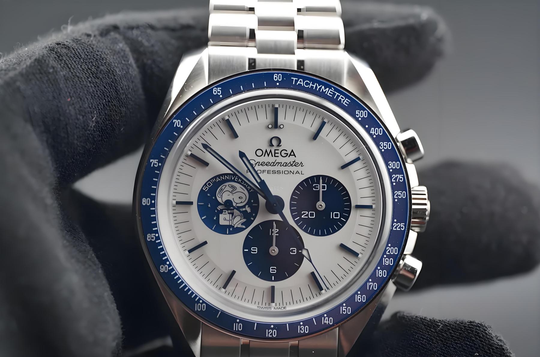 シルバー スヌーピー アワード  Speedmaster  記念モデル
