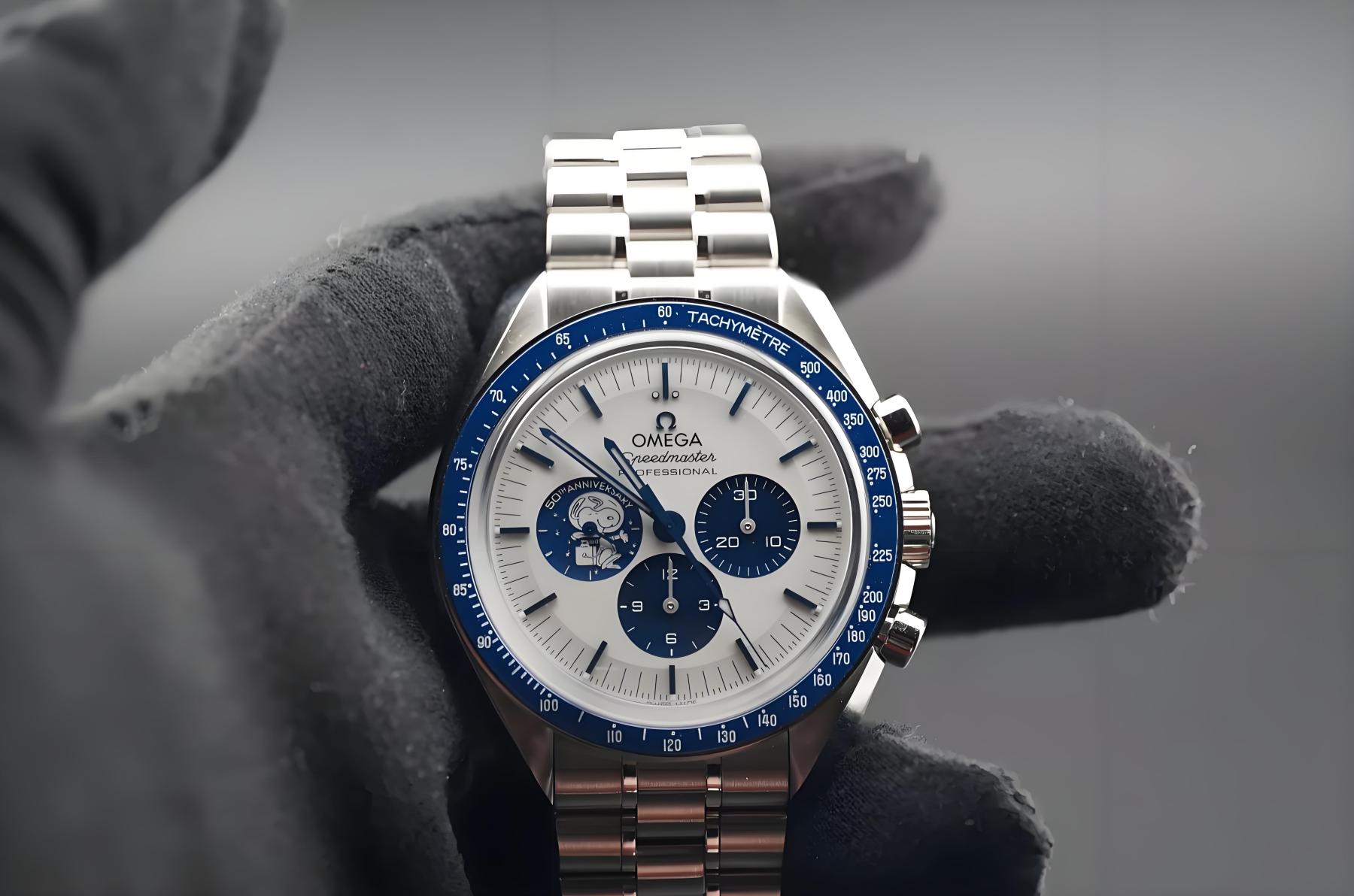シルバー スヌーピー アワード  Speedmaster  記念モデル
