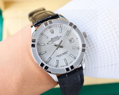 NEW 2025 ロレックス（スイスの腕時計ブランド）Rolex ビジネスウオッチ40mm  日記シリーズ機械式時計