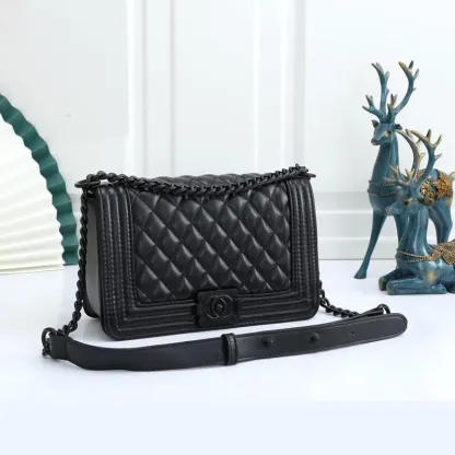 CHANEL(シャネル) BOY CHANEL ハンドバッグ 2色