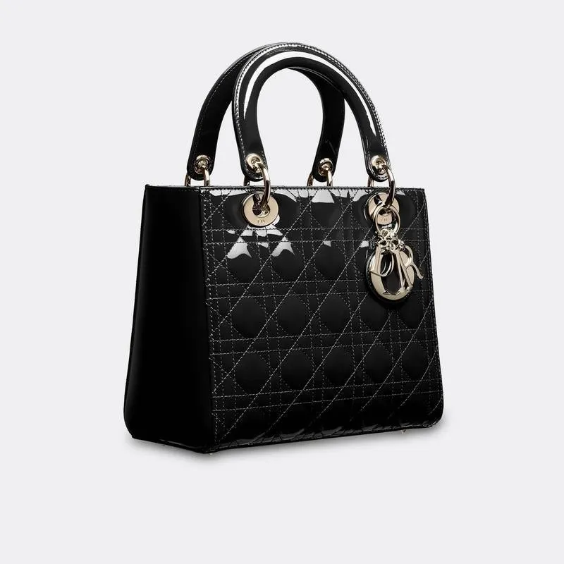 限定30個！売り切れ次第終わり！【DIOR |公式サイトは正規品】「BAILA」雑誌掲載中村アン愛用★新作LADY DIOR ミディアムバッグ