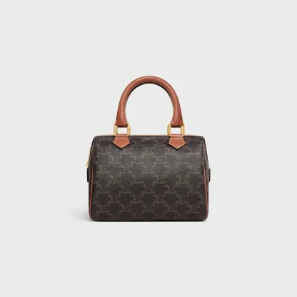 すぐ届く◆大人気【CELINE】スモールボストン　トリオンフ