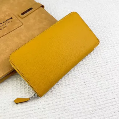 Hermes(エルメス)Silk'in クラシック財布