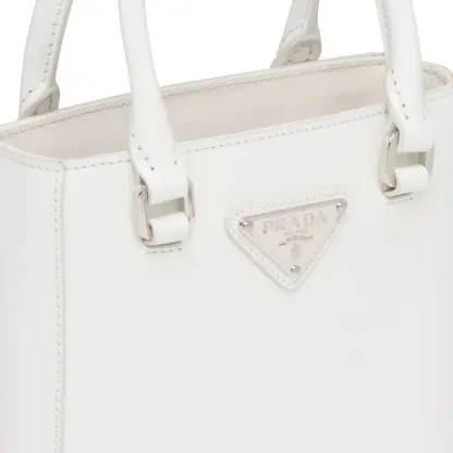 PRADA(プラダ) スモール ブラッシュドレザー トートバッグ ホワイト