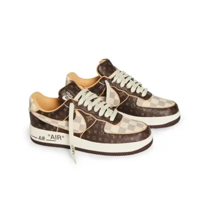 【LOUIS VUITTON X NIKE】コラボ AIR FORCE 1 LOW &amp; PILOT CASE