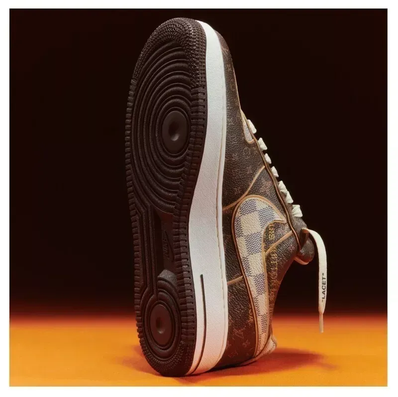 【LOUIS VUITTON X NIKE】コラボ AIR FORCE 1 LOW &amp; PILOT CASE