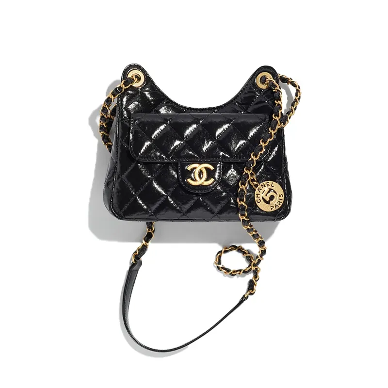 CHANEL (シャネル) スモール ホーボー バッグ cha0a453