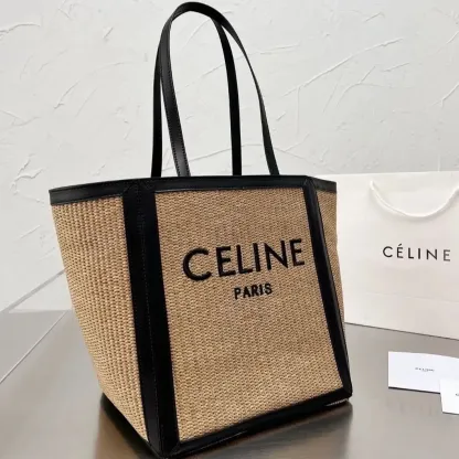 大人気【CELINE】クロスボディバッグ トラベル クラッチ ハンドバッグ
