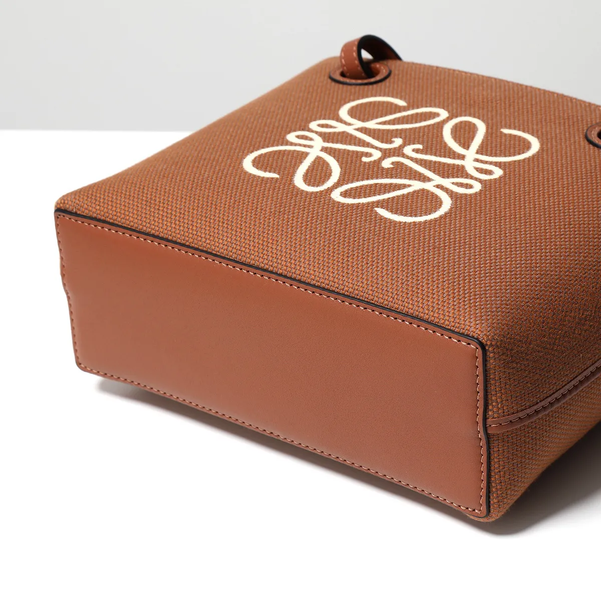 LOEWE ショルダーバッグ A717S74X01 トートバッグ