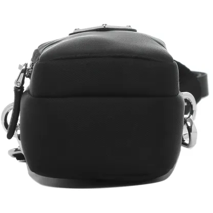 【即発】PRADA ユニセックスショルダーバッグ