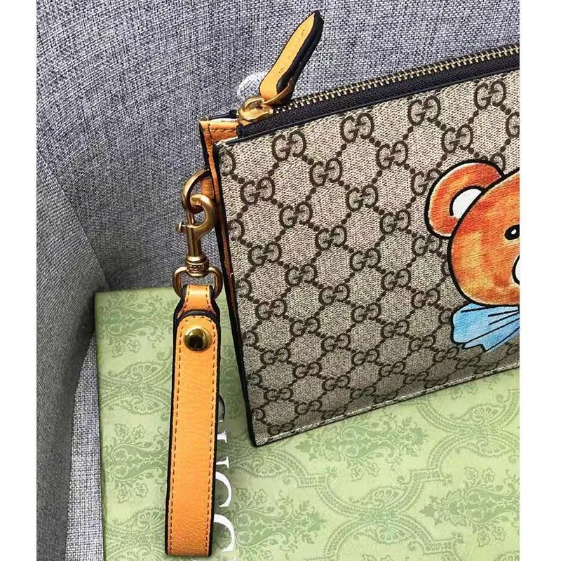 GUCCI(グッチ) × KAI テディベア クラッチバッグ