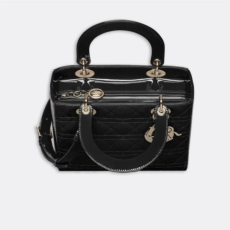 限定30個！売り切れ次第終わり！【DIOR |公式サイトは正規品】「BAILA」雑誌掲載中村アン愛用★新作LADY DIOR ミディアムバッグ