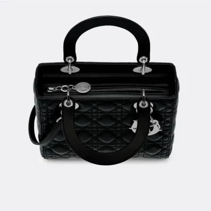 Dior(ディオール) ラムスキン Lady Dior バッグ