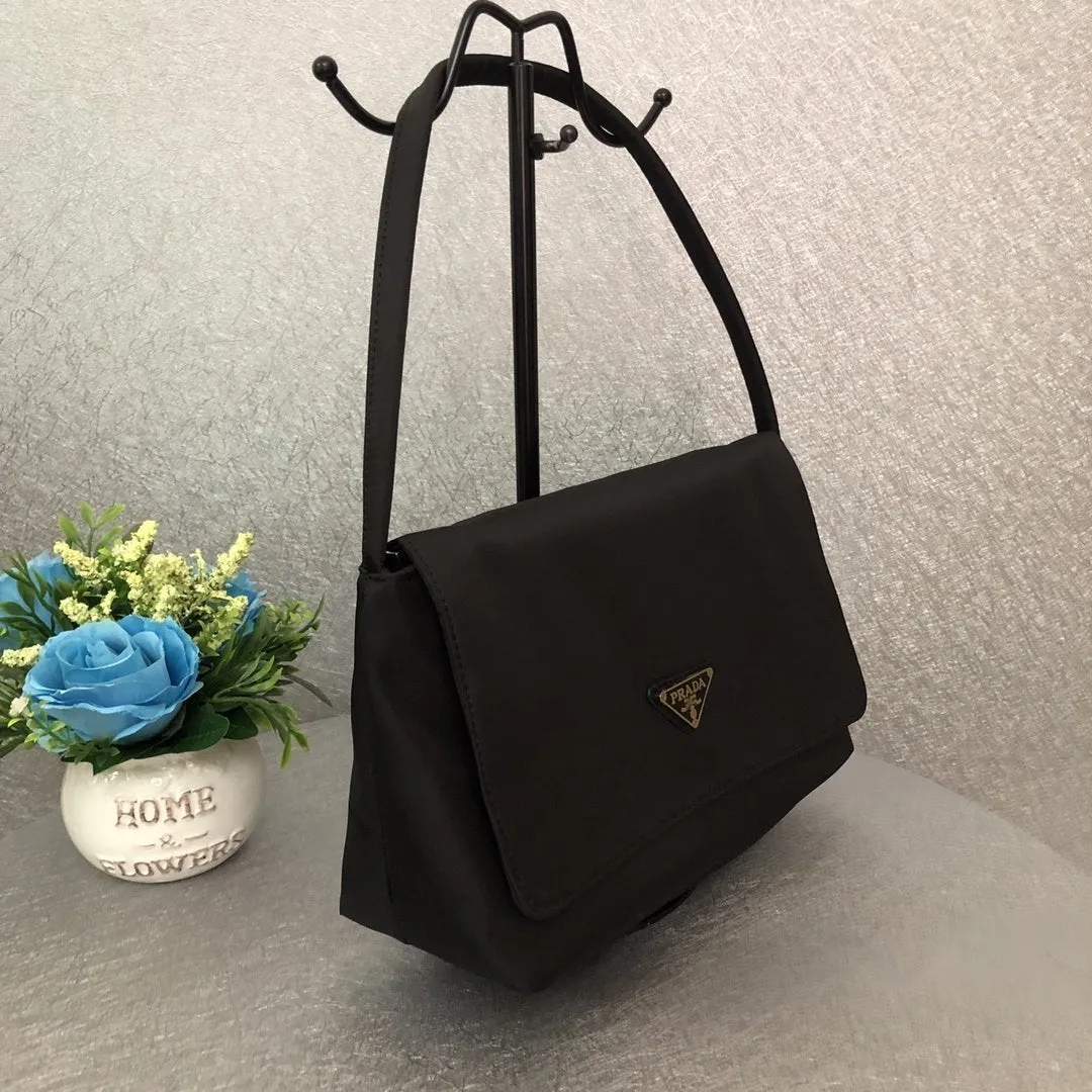 PRADA(プラダ) ハンドバッグ ブラック