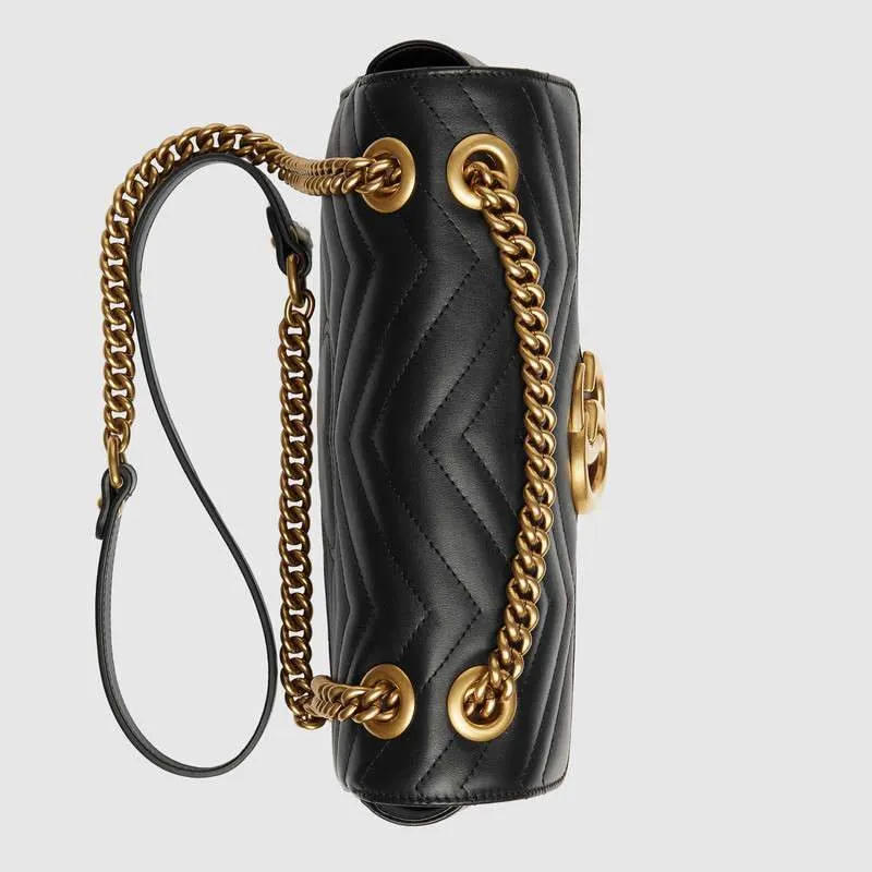 GUCCI(グッチ)〔GGマーモント〕キルティング スモール ショルダーバッグ