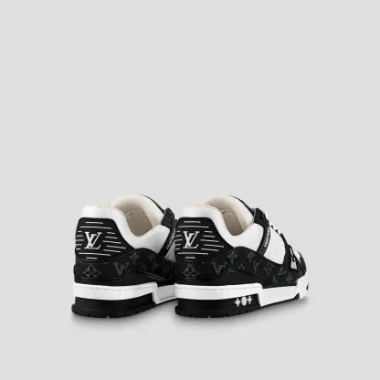 【Louis Vuitton】LVトレイナー ライン スニーカー カーフスキン