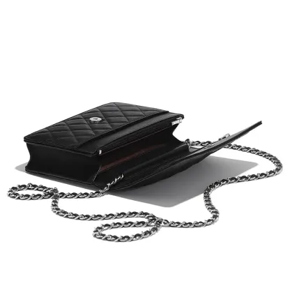 CHANEL(シャネル) クラシック チェーンウォレット