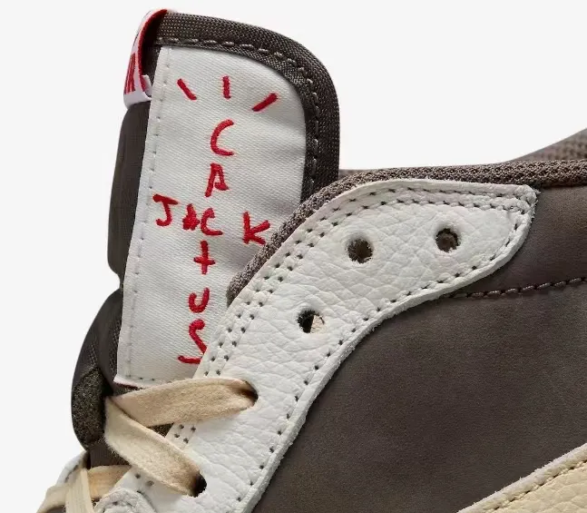 ★NIKE★送関込★激レア確定！世界が欲しがるプレミアムな逸足♪ TRAVIS SCOTT X AIR JORDAN 1 LOW OG