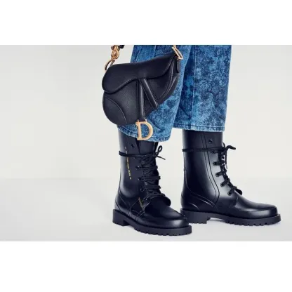 Dior(ディオール) カーフスキン Saddle バッグ 3色