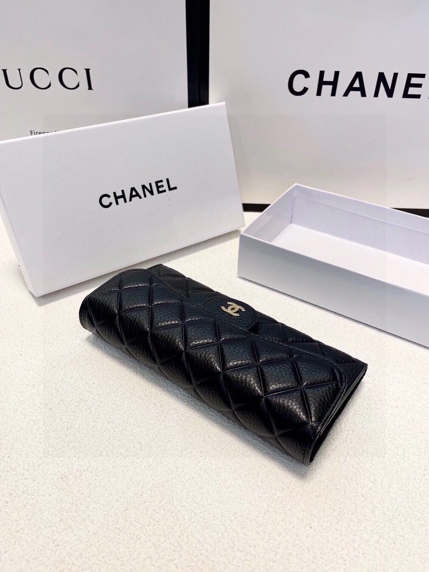 限定30個！CHANEL 財布 小香爆金牛革二つ折り財布 幅19CMx高10CM