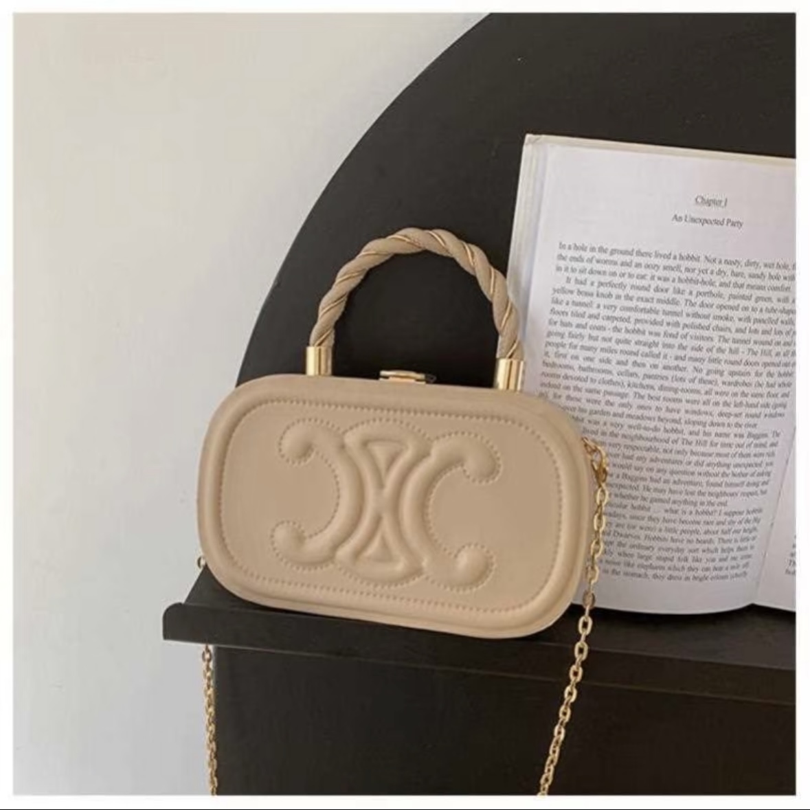 新作 CELINE ショルダーバッグ ハンドバッグ ミニ
