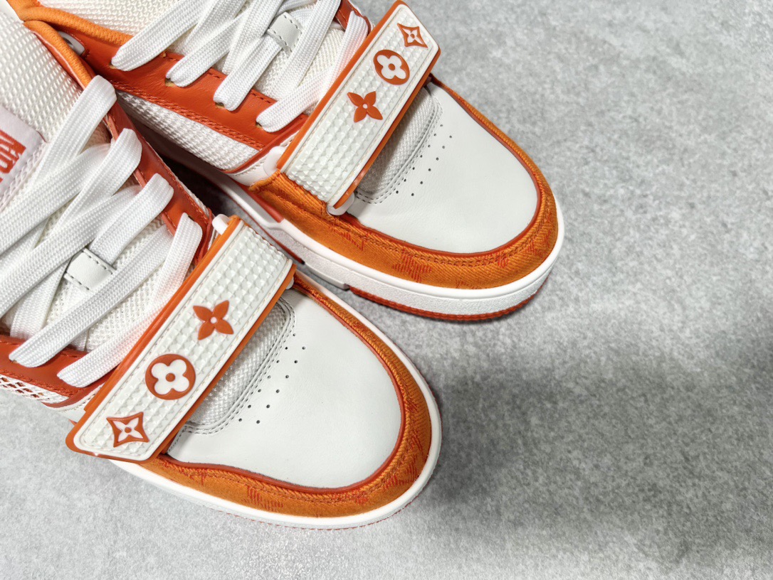 大人気 ！待望の新作が遂に登場！louis vuitton trainer lvトレイナーライン スニーカー